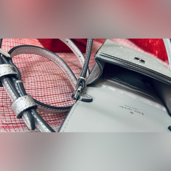 🎁 NWT Kate Spade Metallic Silver Crossbody (retail $199) *Discounted shipping - Picture 10 of 13